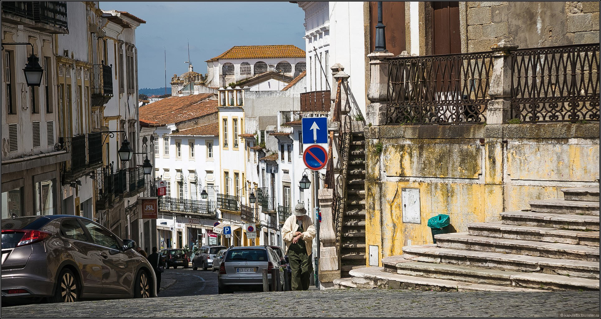Evora